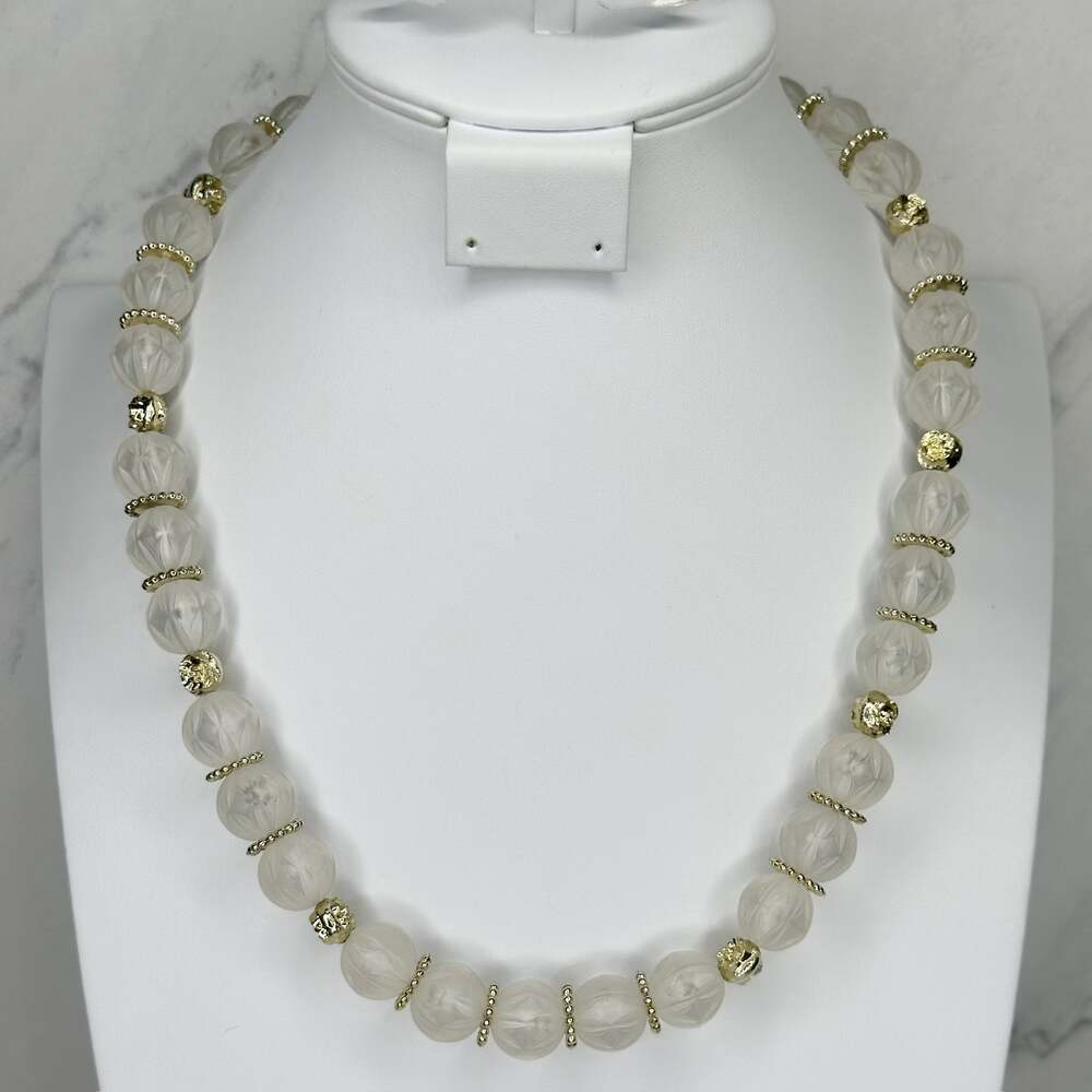 Chunky Clear and Gold Tone Floral Rose Beaded Necklace